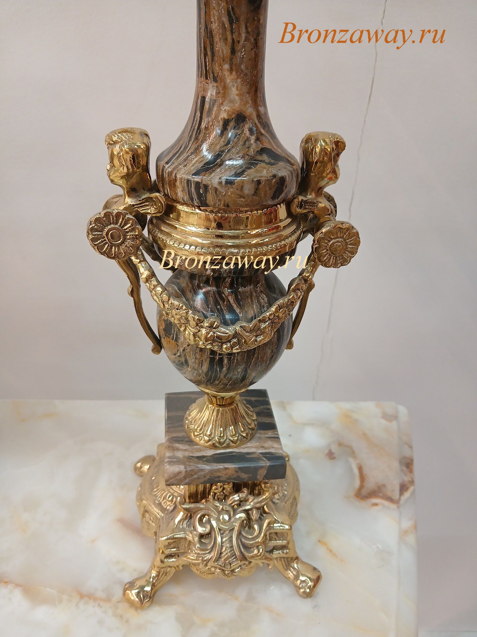 Канделябр РИЧАРД браун канделябр, каминный, подсвечник, купить, бронза, настольный, высокий, с камнем, оникс, бронзовые, в стиле барокко, с ангелами, на стол, красивые, интернет магазин, на камин, с фигурками, в интерьере