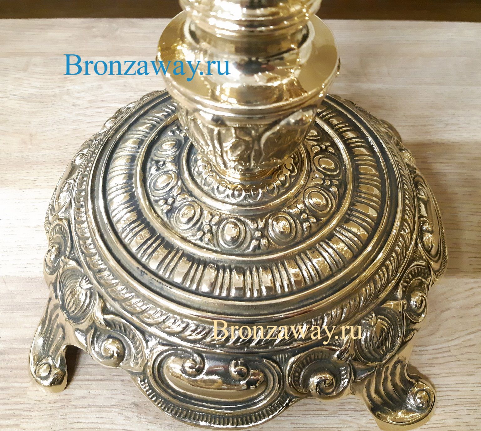 Подсвечник УРМАН канделябр, подсвечник, купить, напольный, свечи, на пол, красивые, роскошные, металл, золото, в интерьере, в гостиную, в зал, к камину, в угол, в столовую, в холл, в кафе, ресторан, отель, классические