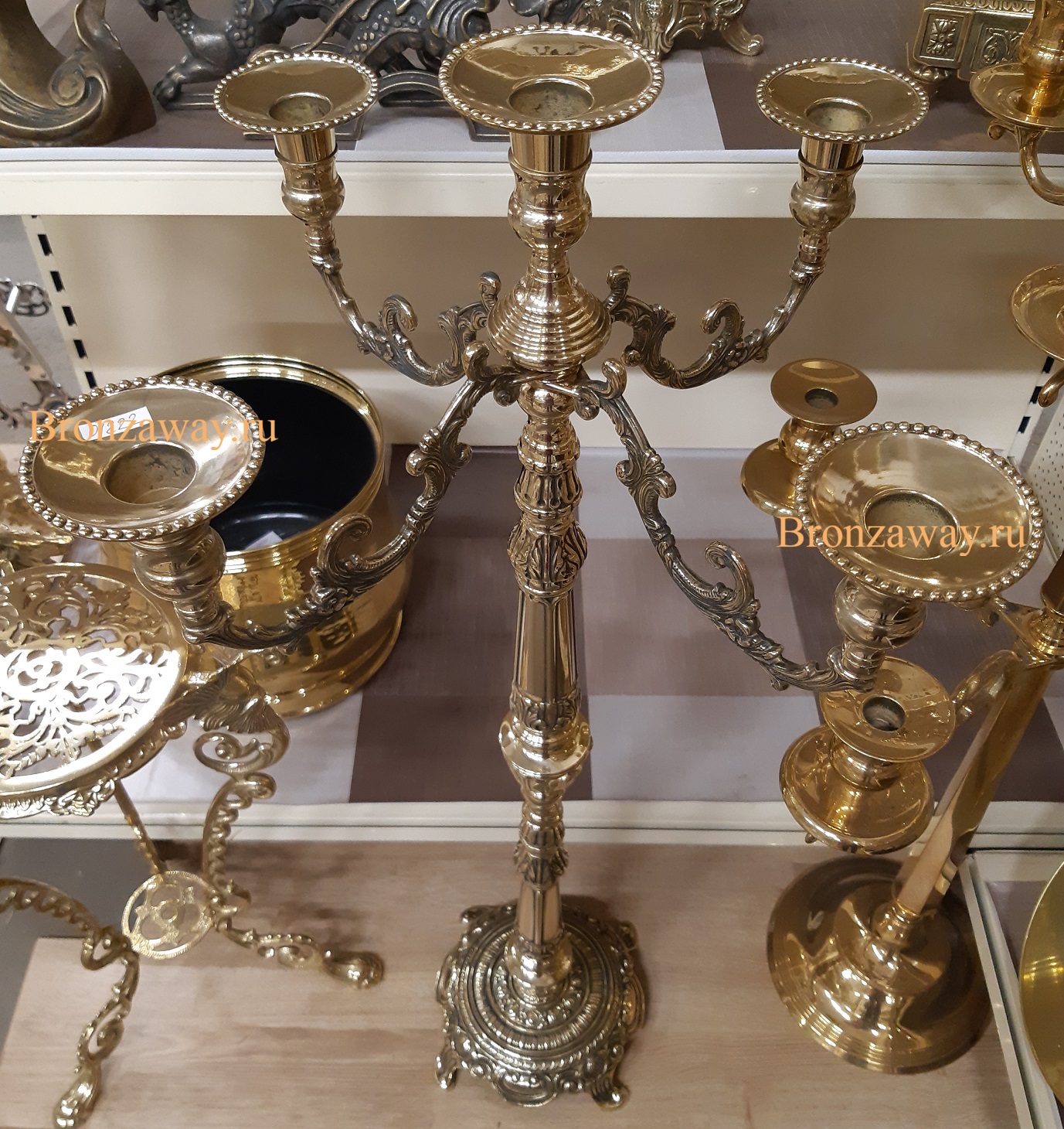 Подсвечник УРМАН канделябр, подсвечник, купить, напольный, свечи, на пол, красивые, роскошные, металл, золото, в интерьере, в гостиную, в зал, к камину, в угол, в столовую, в холл, в кафе, ресторан, отель, классические